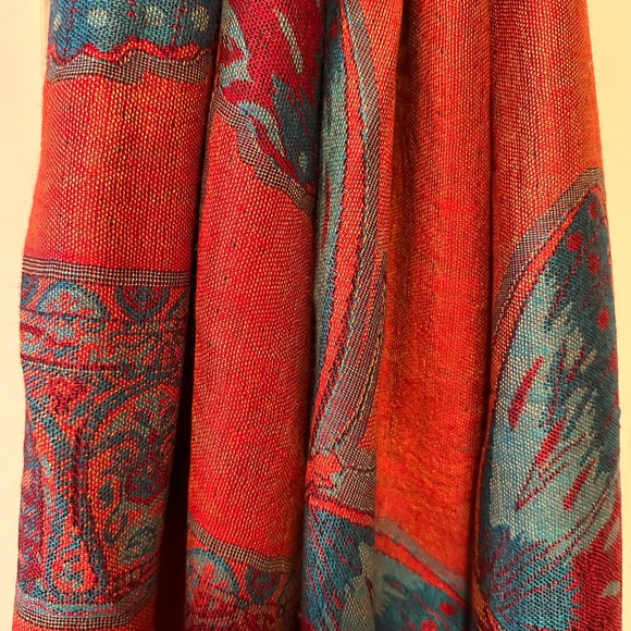 Gorgeous Pashmina Colorful Butterfly Scarf - Picture 3 of 4